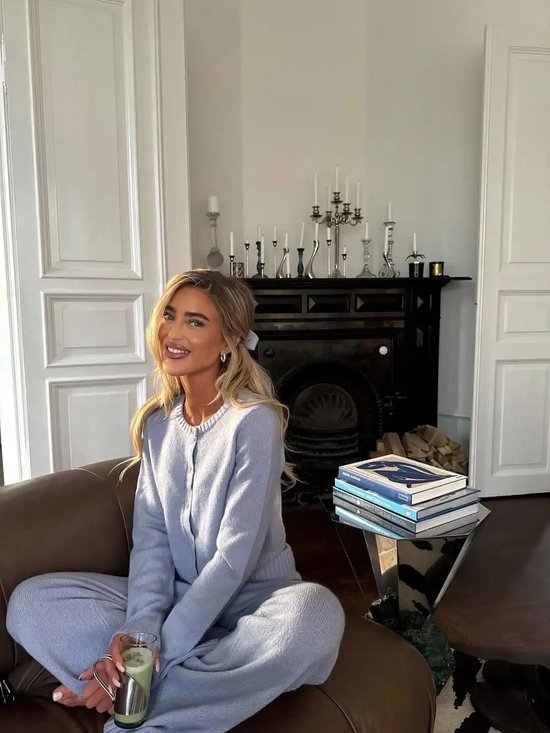 一件最基础百搭的时尚单品,能撑过3个季节?__一件最基础百搭的时尚单品,能撑过3个季节?