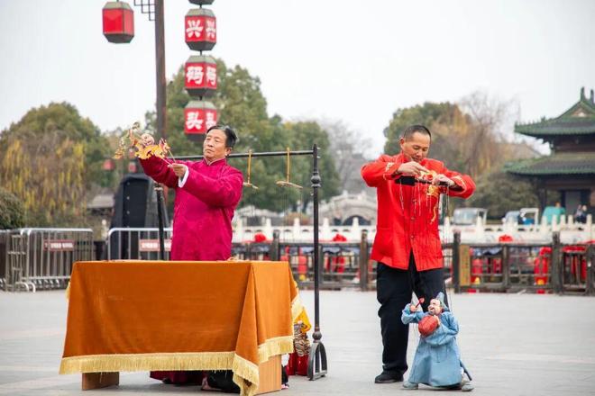 台儿庄古城元宵节灯会__台儿庄庙会2021