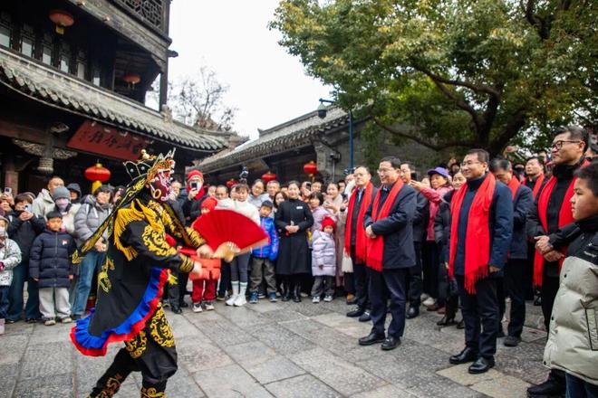 _台儿庄古城元宵节灯会_台儿庄庙会2021