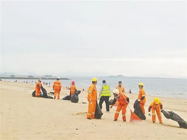 _垃圾袋成为露营装备“标配”！市民游客自觉践行文明公约_垃圾袋成为露营装备“标配”！市民游客自觉践行文明公约