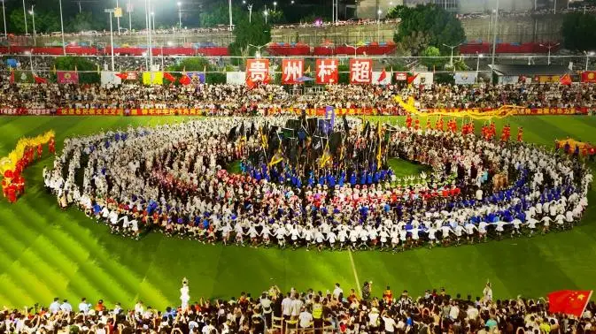 诗意意盎然什么意思__中国警察赴意巡逻