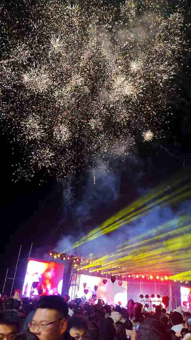 蒙童守夜、龟蒙观日，记者见证近万人赴蒙山参加“跨年之旅”_蒙童守夜、龟蒙观日，记者见证近万人赴蒙山参加“跨年之旅”_