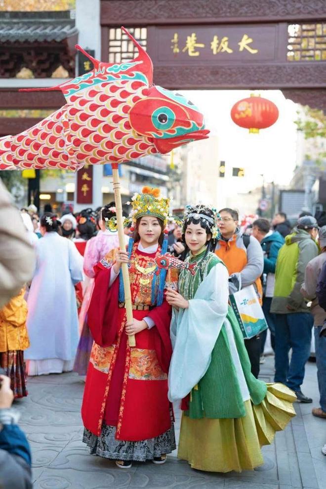 南京熙南里元旦攻略：边逛边打卡，福利满满！