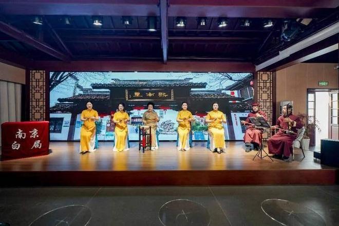 南京逛吃逛吃的地方_南京福利礼品_