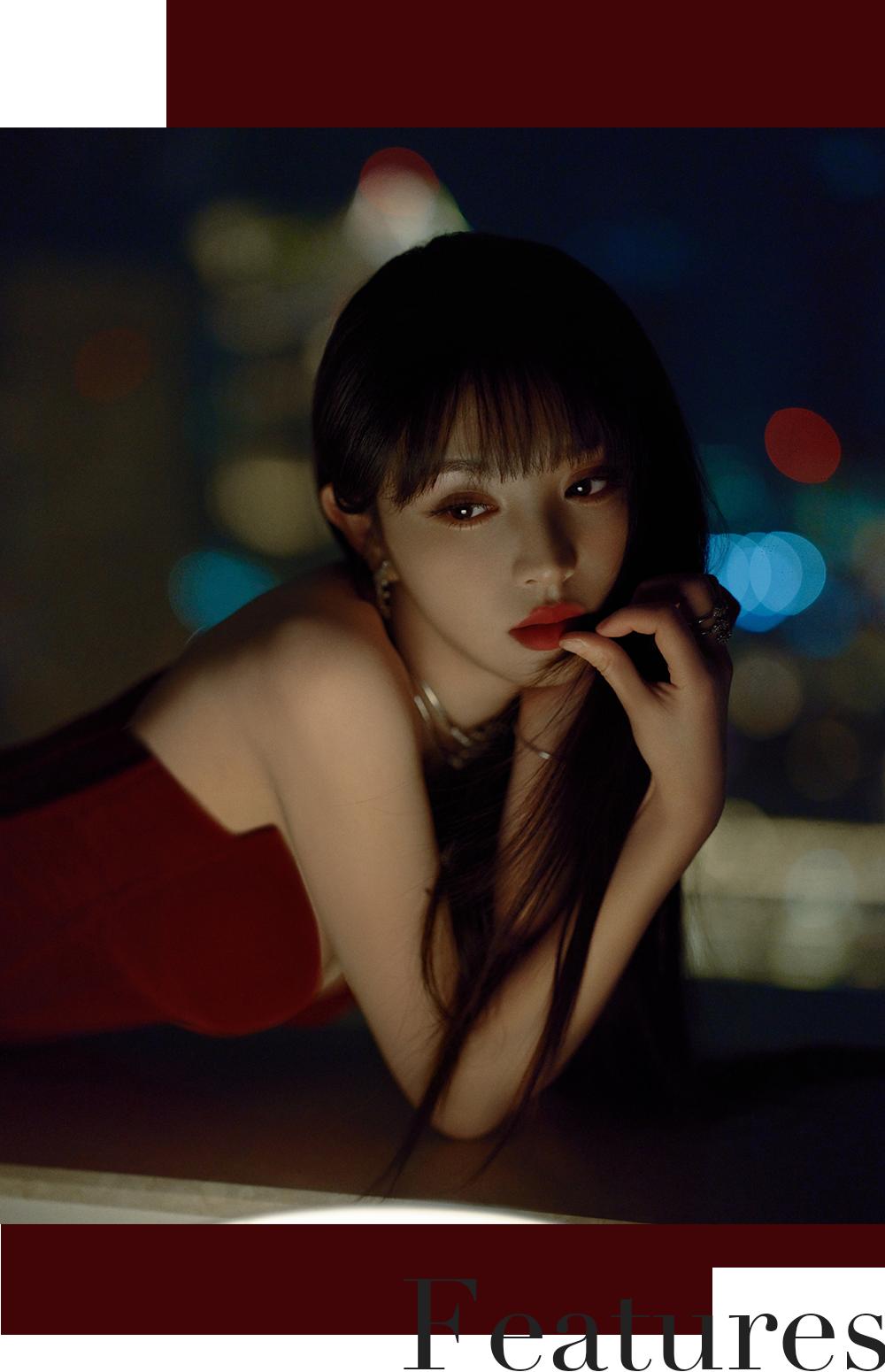 _乖别紧张_一边害羞一边硬着头皮跟着比动作，那种又乖又别扭的小反应，真的很金裕贞本人！