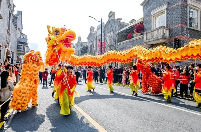 新春赶集年味儿_年味乡村赶年集_