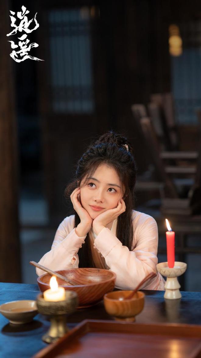 _美女压胯疼哭了_女孩压胯视频