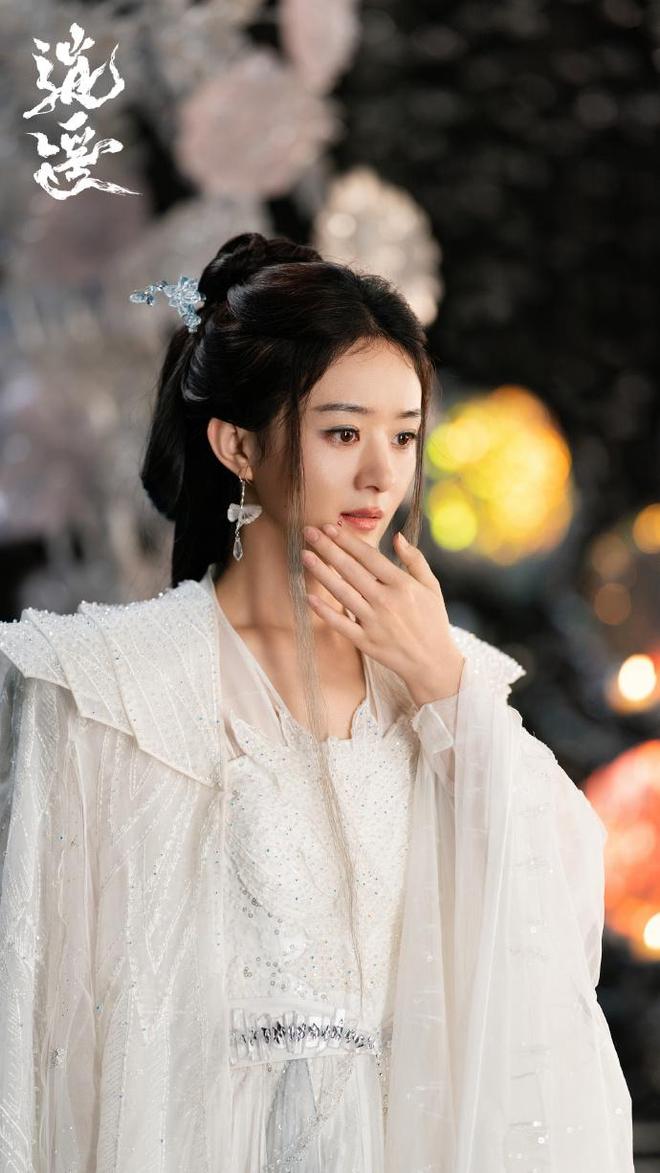 女孩压胯视频_美女压胯疼哭了_