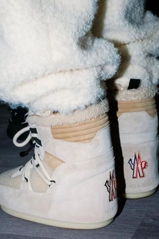 ugg冬天穿暖和吗__ugg的保暖内衣