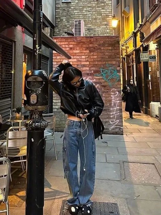 ugg冬天穿暖和吗_ugg的保暖内衣_