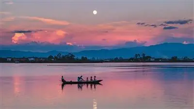 与其“看风景”，不如“住进风景里”