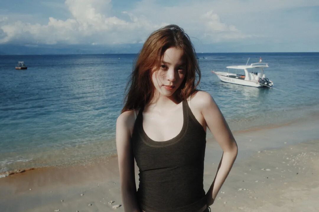 为什么欧阳家只捧欧阳娜娜_欧阳娜娜美育_