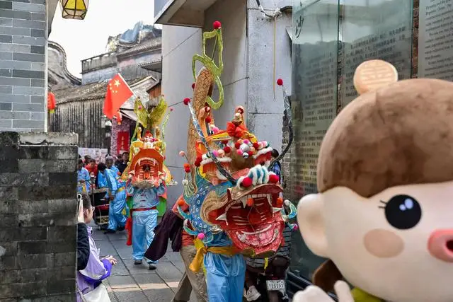 2015国庆节旅游人次怒江__元旦火车人多么