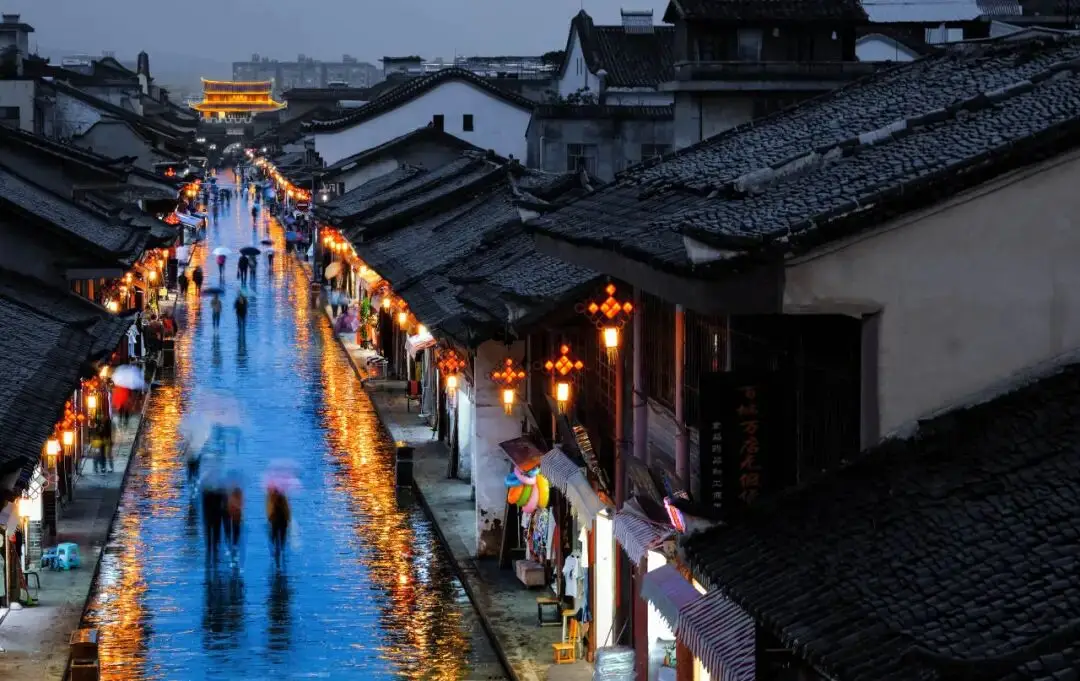 太阳出来晒晒_晒太阳散步_