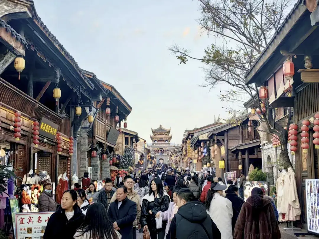 元旦假期,凉山州A级景区接待游客64.2万人次,同比增长26.75%