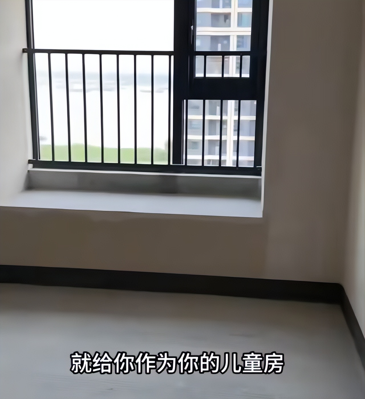 王思聪私生女迎2岁生日，孩子妈豪送188平江景房，闪闪地包天明显__王思聪私生女迎2岁生日，孩子妈豪送188平江景房，闪闪地包天明显