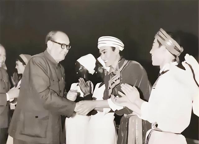 _长征人大苏人红军留守派是谁_长征留守人员名单