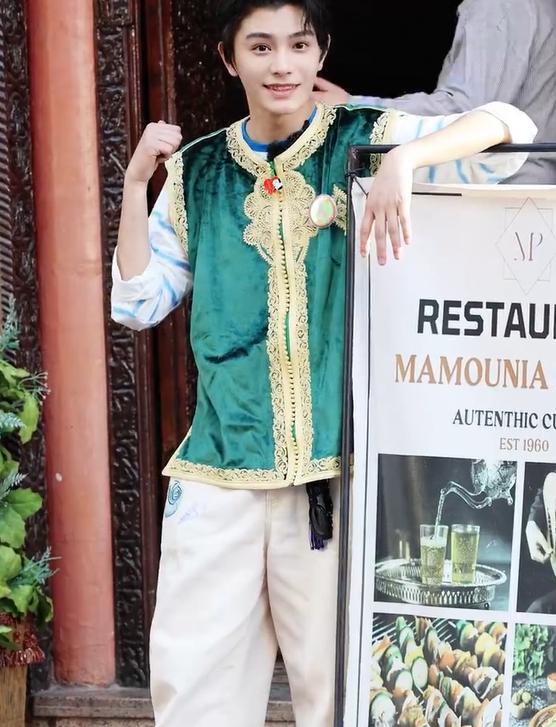 《中餐厅9》出发，集半个娱乐圈，看完阵容我想说：可别再翻车了_《中餐厅9》出发，集半个娱乐圈，看完阵容我想说：可别再翻车了_