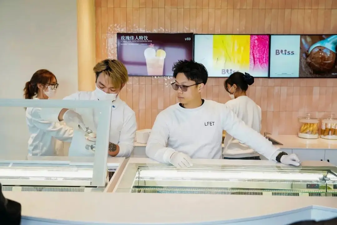 _资阳如何发展_资阳国际主题乐园