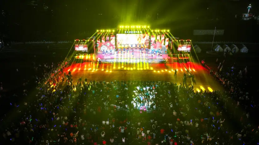 _男朋友喜欢头挨头_上派宾果网咔招人