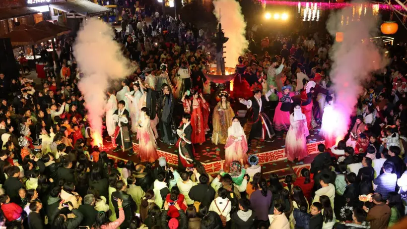 男朋友喜欢头挨头_上派宾果网咔招人_