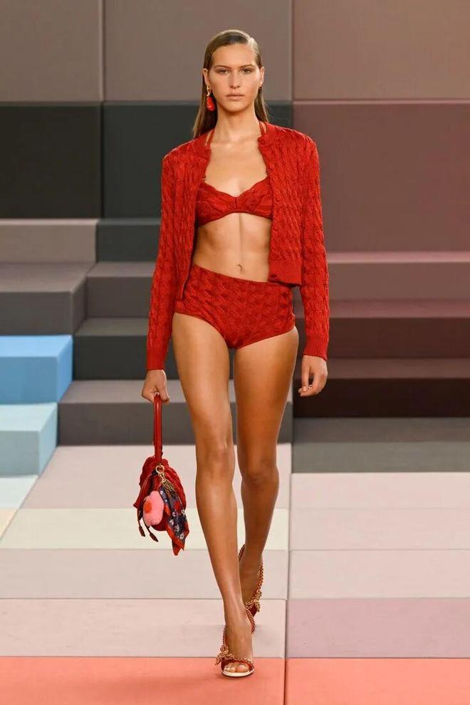 2022春夏流行色彩_春夏流行色2021_