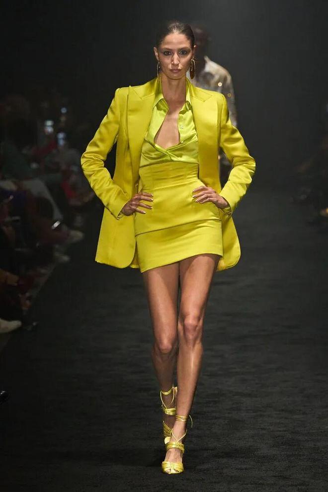 _2022春夏流行色彩_春夏流行色2021