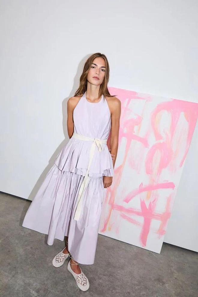 春夏流行色2021_2022春夏流行色彩_