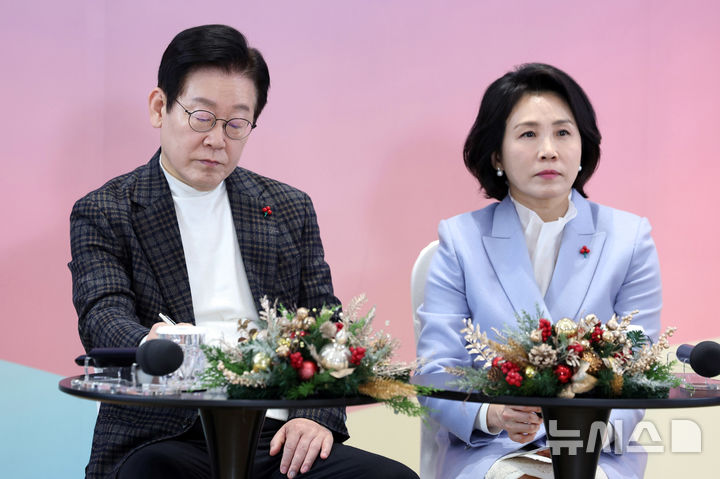 _办公室开心说说_办公室里的欢声笑语的说说