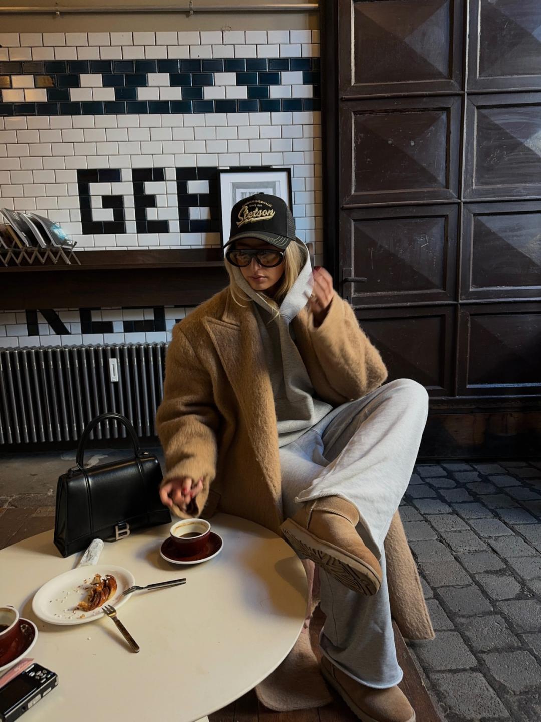 _室外0度,到底谁还在花心思穿搭啊?_室外0度,到底谁还在花心思穿搭啊?