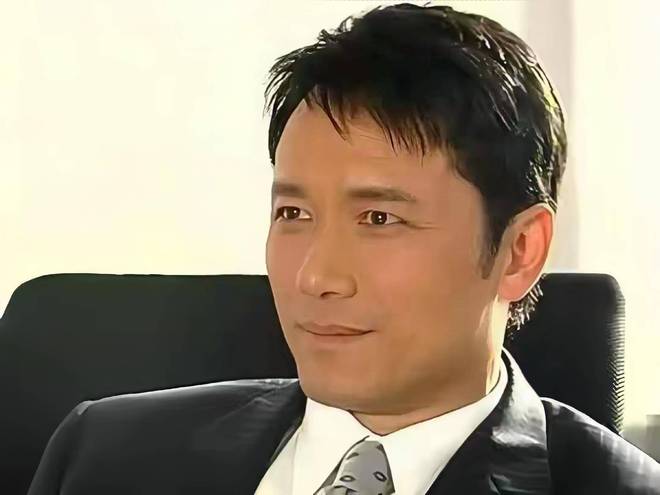 _《寻秦记》在香港卖疯了？看完全片，我极其冷静地，写下这篇文章_《寻秦记》在香港卖疯了？看完全片，我极其冷静地，写下这篇文章