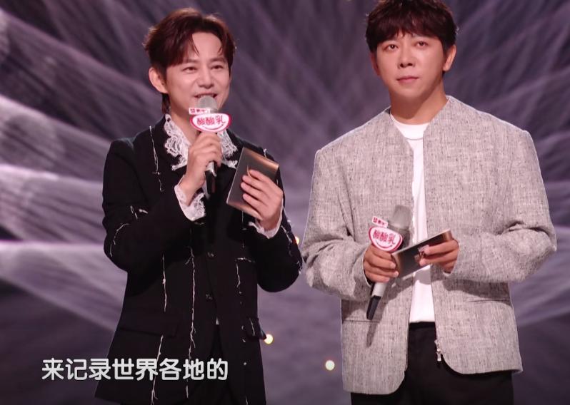 玩不起就别玩！《歌手2025》官网评论区被骂翻了_玩不起就别玩！《歌手2025》官网评论区被骂翻了_