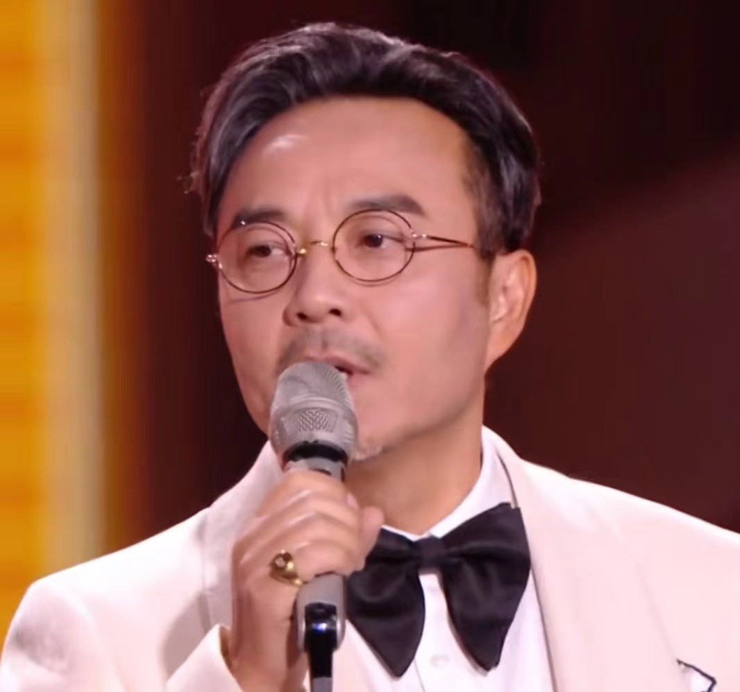 今年湖南跨年晚会主持人是谁_湖南卫视跨年晚会开场舞是谁_