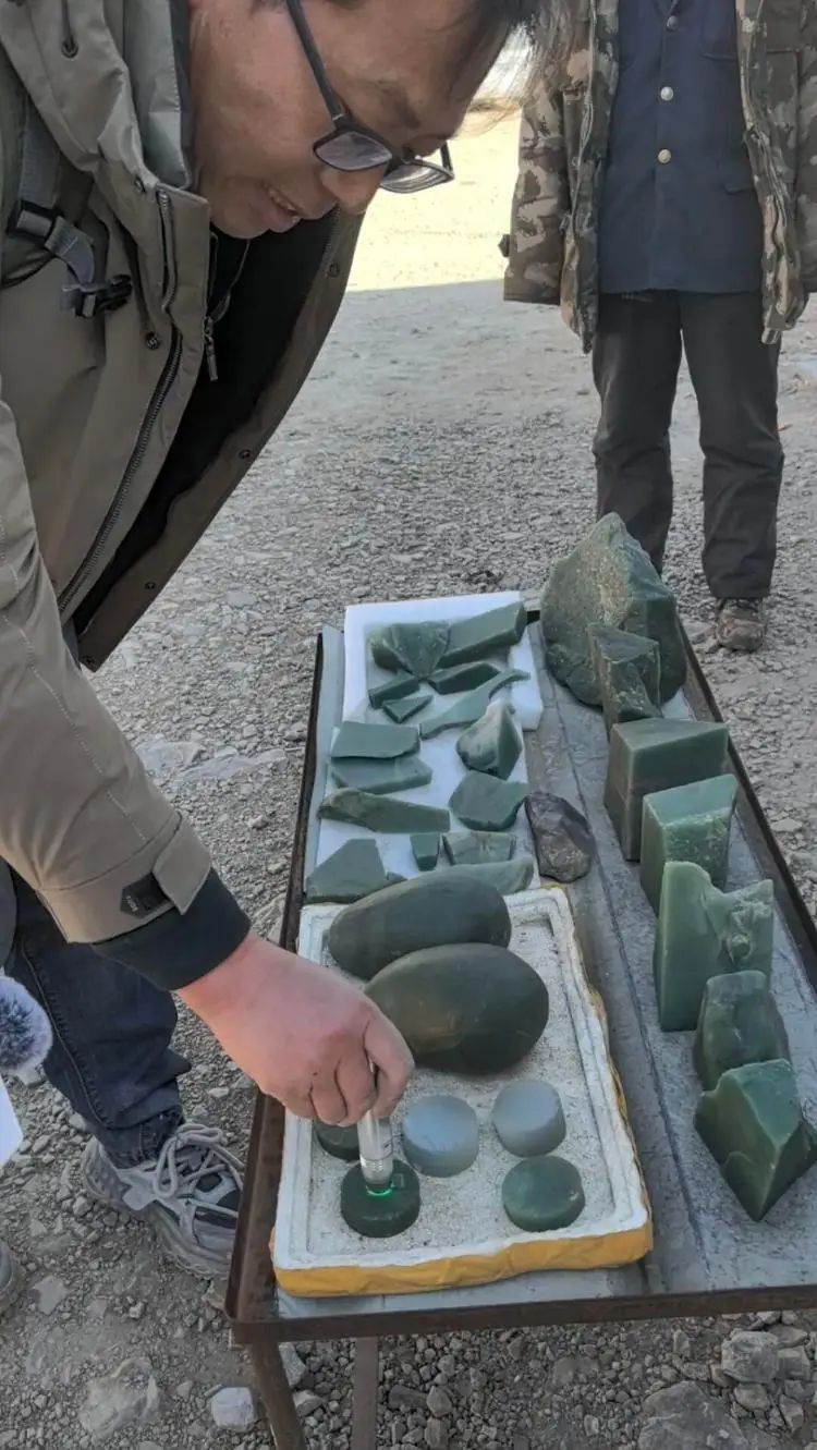 环保区域限批__南阳市玉石批发大摆件