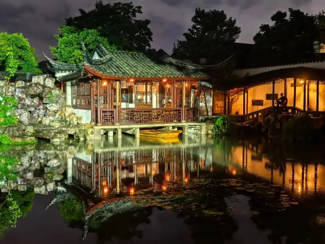 苏州园林墙洞__苏州园林花墙和廊子的介绍