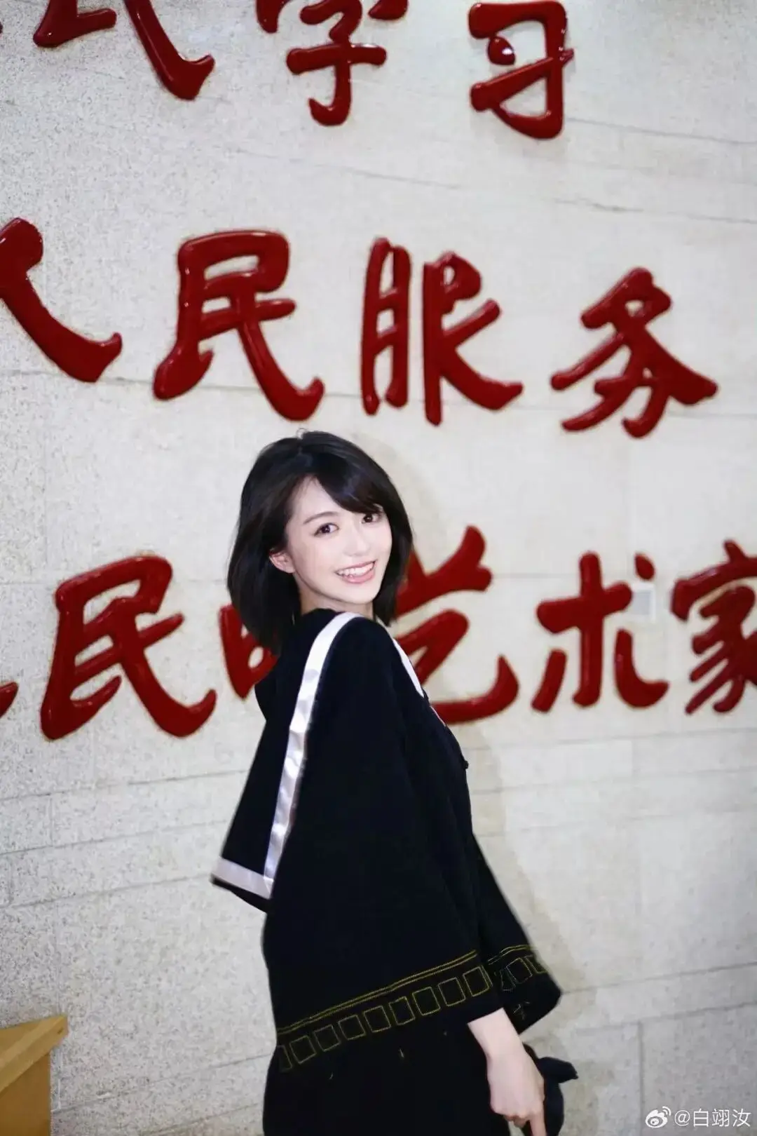 _等待女孩图片_等待女生的句子说说心情