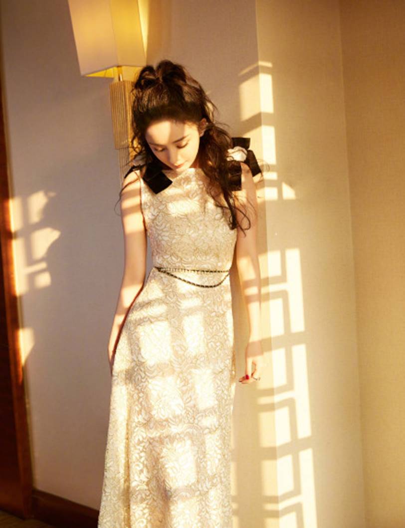 赵丽颖杨幂强强联手__赵丽颖pk杨幂演技