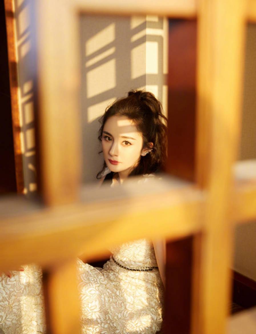 赵丽颖杨幂强强联手__赵丽颖pk杨幂演技