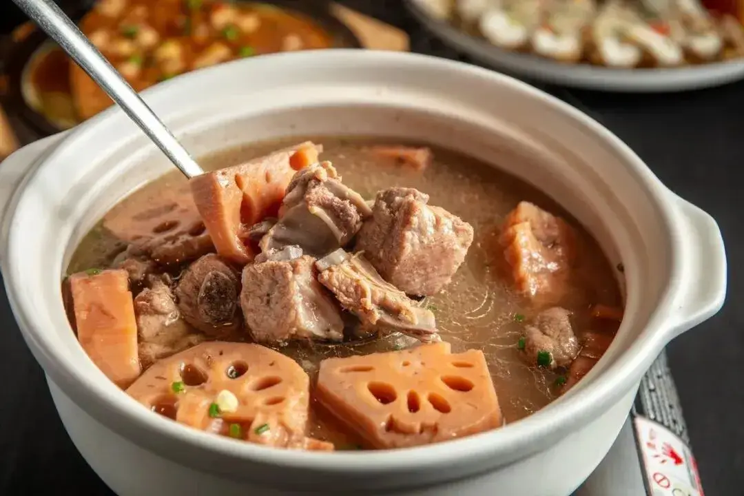 _为什么吃了油的东西会吐油_法院政工干部个人工作总结