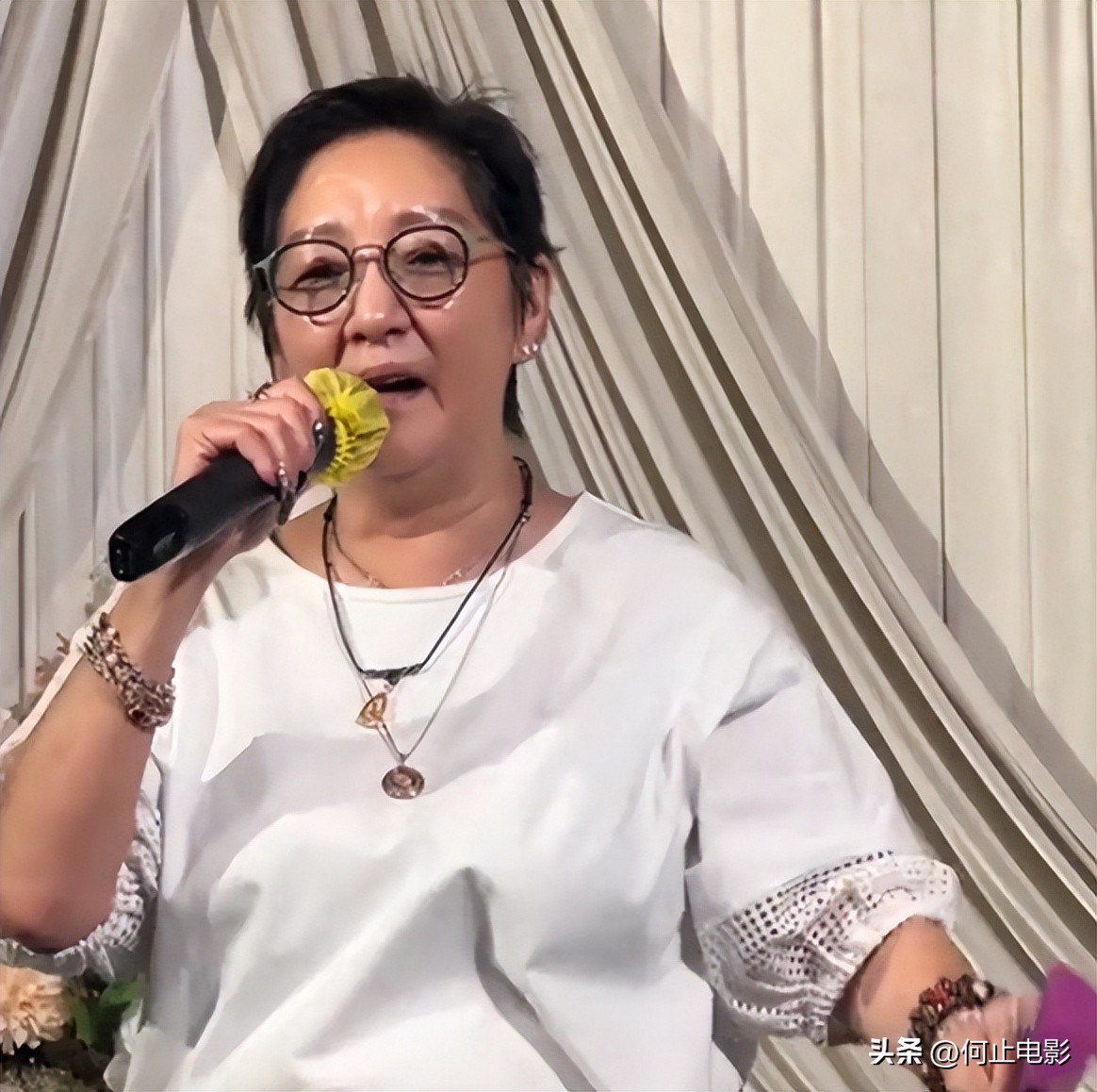 她是最美“李莫愁”，爱上有妇之夫未成年生娃，如今老得认不出__她是最美“李莫愁”，爱上有妇之夫未成年生娃，如今老得认不出