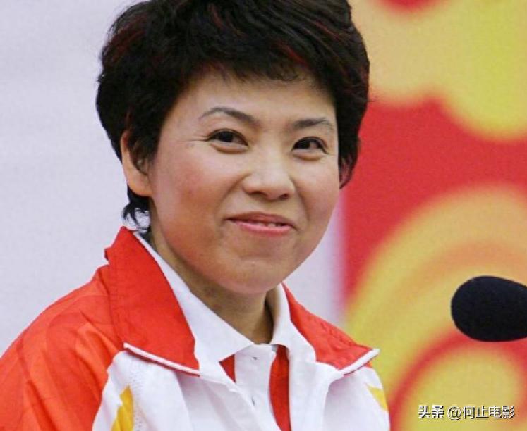 涉贪腐被带走、败光20亿、移民改国籍，邓亚萍身上的谣言太离谱