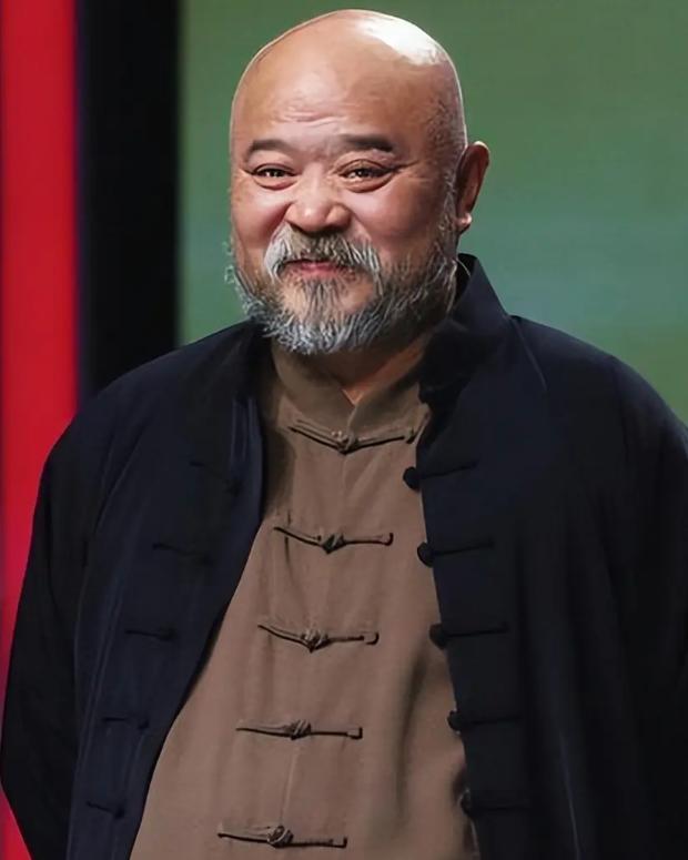 每天2包烟，顿顿8两白酒，70岁李琦跟去世前杨少华状态如出一辙_每天2包烟，顿顿8两白酒，70岁李琦跟去世前杨少华状态如出一辙_