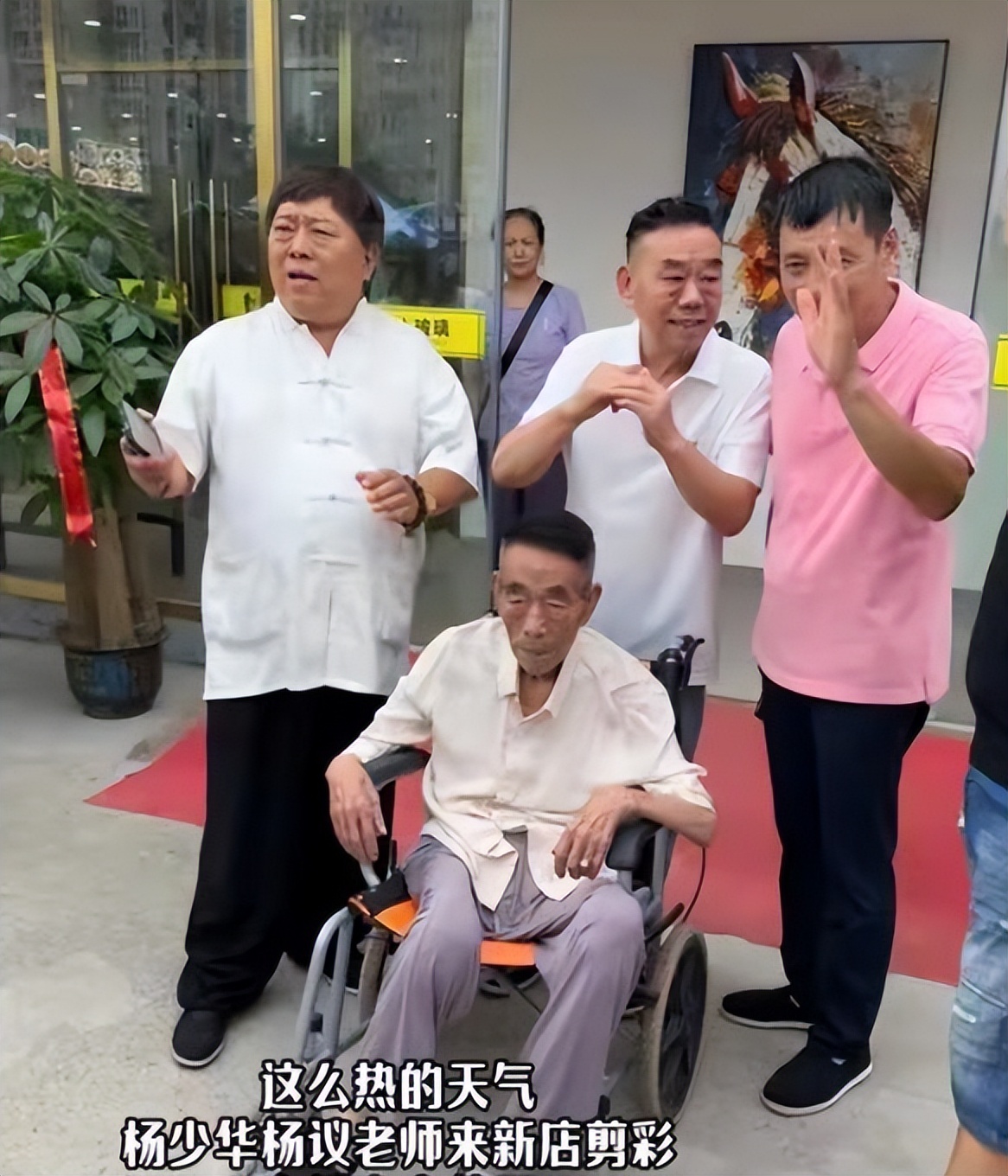 每天2包烟，顿顿8两白酒，70岁李琦跟去世前杨少华状态如出一辙__每天2包烟，顿顿8两白酒，70岁李琦跟去世前杨少华状态如出一辙