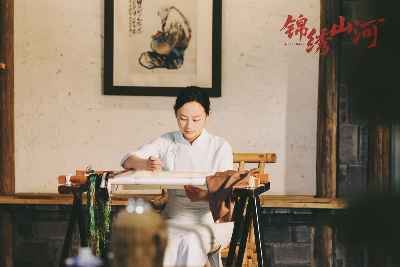 定叫山河换新装伴奏_家有锦绣山河_