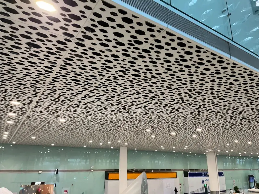 _眼睛用力闭上会疼_从深圳去惠州平潭机场