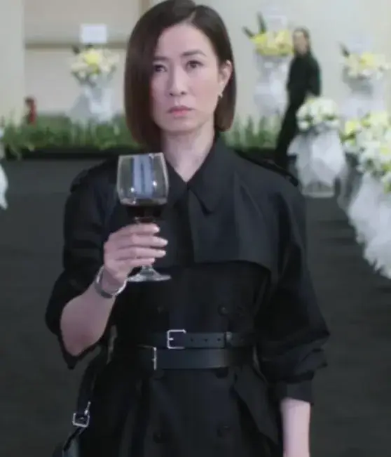 珠宝颁奖仪式主持词__大牌格子连衣裙搭外搭