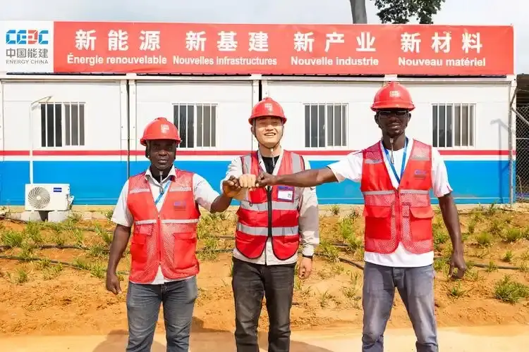 从非洲到西方，很多国家一旦衰败就再难崛起，只有中国一直在进步