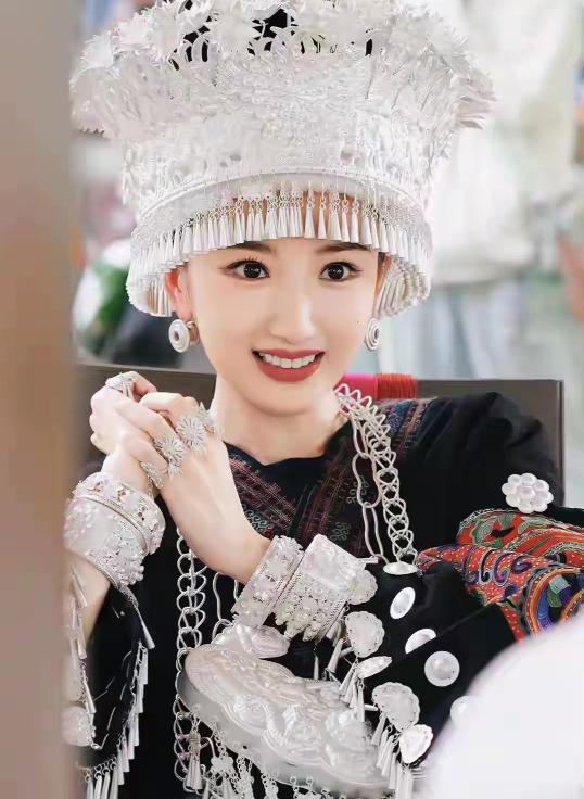 _“出轨门”8年后，陈翔再陷入司晓迪点名风波，幸亏毛晓彤跑得快_“出轨门”8年后，陈翔再陷入司晓迪点名风波，幸亏毛晓彤跑得快