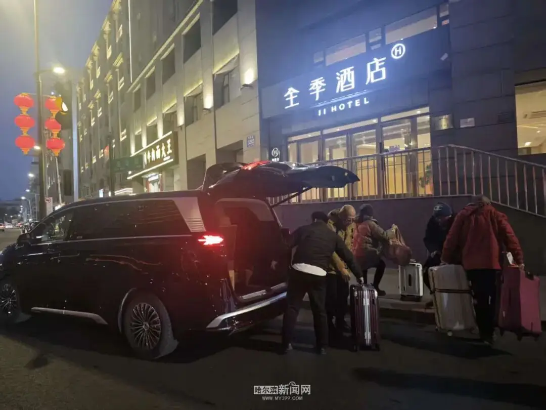 哈尔滨旅游的人多吗__哈尔滨游客多吗