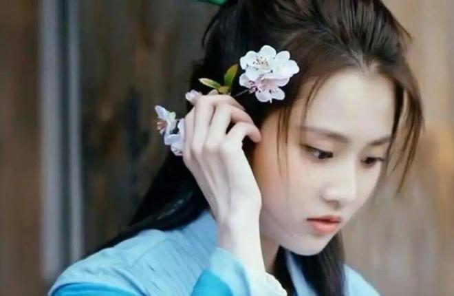 谋女郎张慧雯跳舞__谋女郎张慧雯亮相